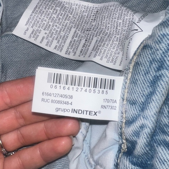 Zara High Rise Seamless Hem Straight Jeans Size 6 - Picture 8 of 9